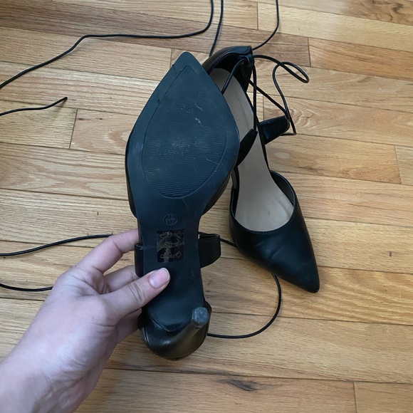 Le chateau heels - Picture 4 of 6